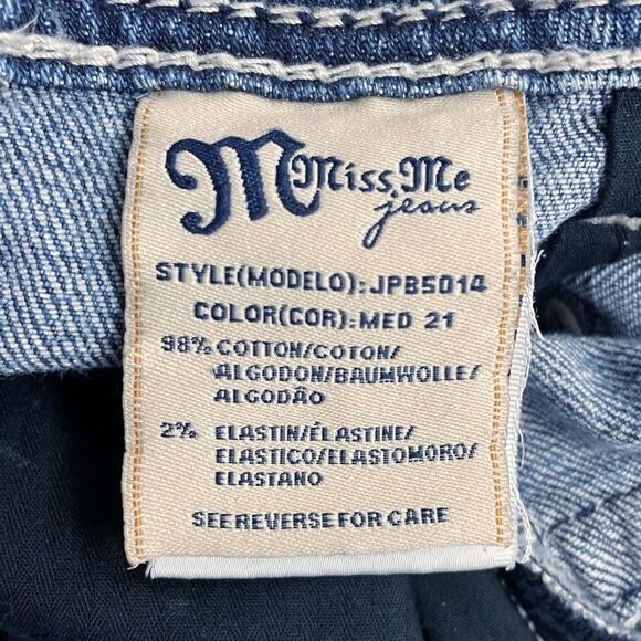 Miss Me Distressed Boyfriend Cropped Jeans Whiskered Medium Wash Women’s Size 28 - Picture 11 of 14